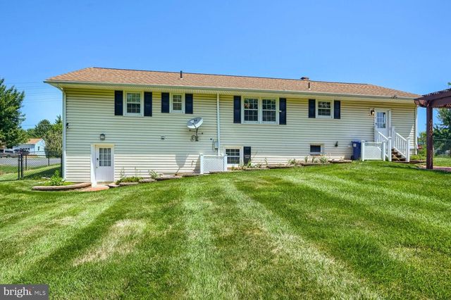 5757 WOODVILLE RD, Mount Airy, MD 21771