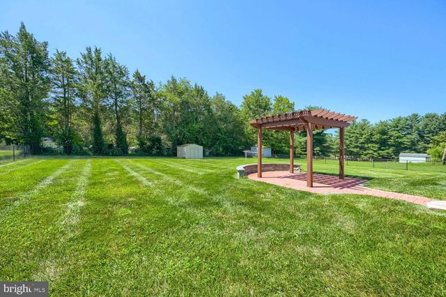 5757 WOODVILLE RD, Mount Airy, MD 21771