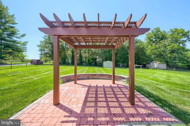 5757 WOODVILLE RD, Mount Airy, MD 21771