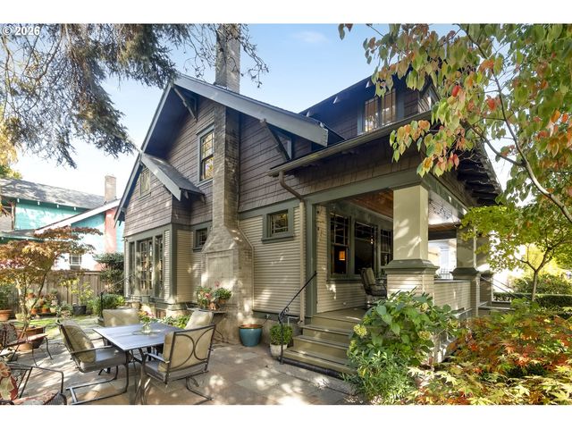 1307 Ne HANCOCK St, Portland, OR 97212