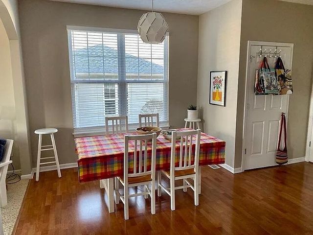 573 Brownstone Street, Holland City, MI 49423