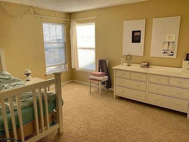 573 Brownstone Street, Holland City, MI 49423