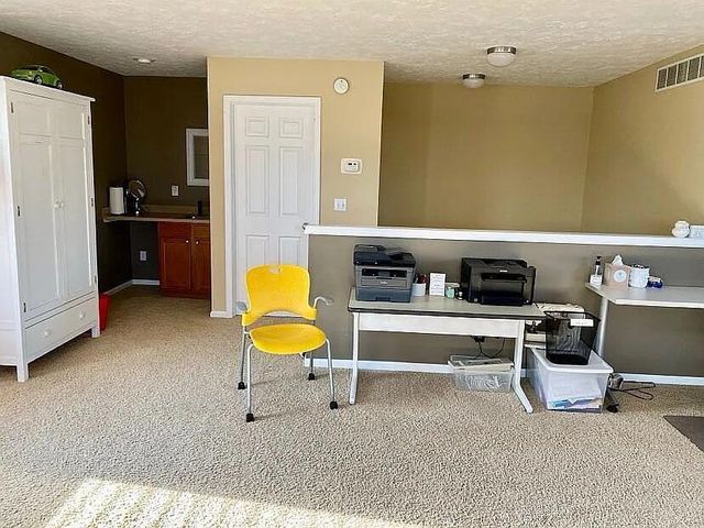 573 Brownstone Street, Holland City, MI 49423