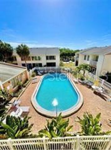 9960 5TH STREET N 301, St Petersburg, FL 33702