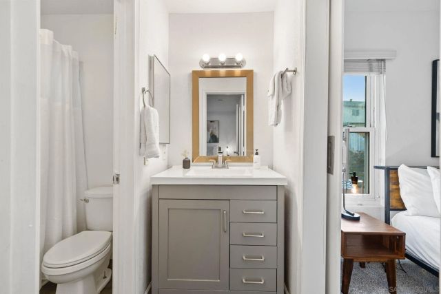 1878 Sherbrooke, San Diego, CA 92139