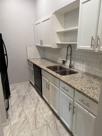 2627 Douglas Avenue 211, Dallas, TX 75219