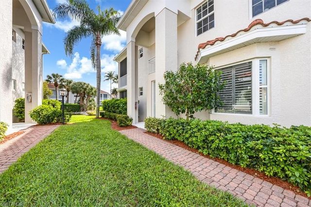 500 L Ambiance CIR # 101, Naples, FL 34108
