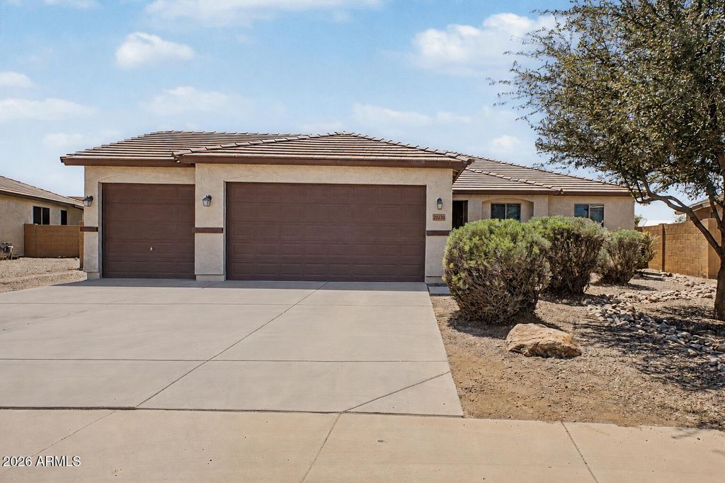 20230 N VALENCIA Drive, Maricopa, AZ 85138 — exterior