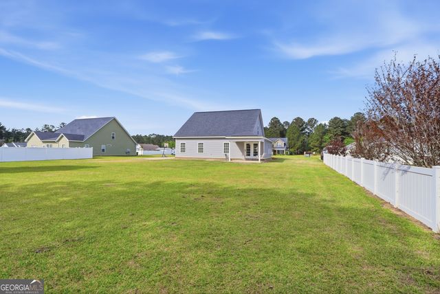 423 Small Pond Lane, Statesboro, GA 30458