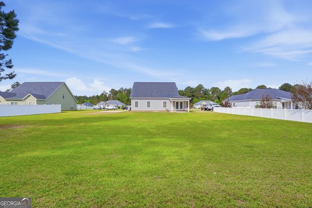 423 Small Pond Lane, Statesboro, GA 30458