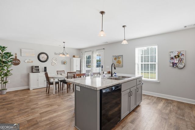 423 Small Pond Lane, Statesboro, GA 30458
