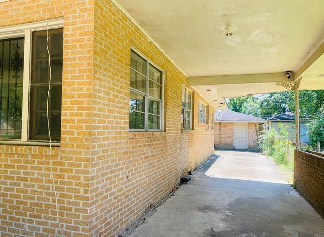 2758 Badley Rd, Baton Rouge, LA 70807