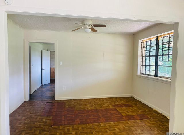 2758 Badley Rd, Baton Rouge, LA 70807