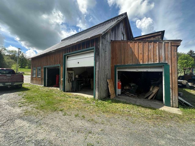 1665 Vermont Route 16, Hardwick, VT 05843