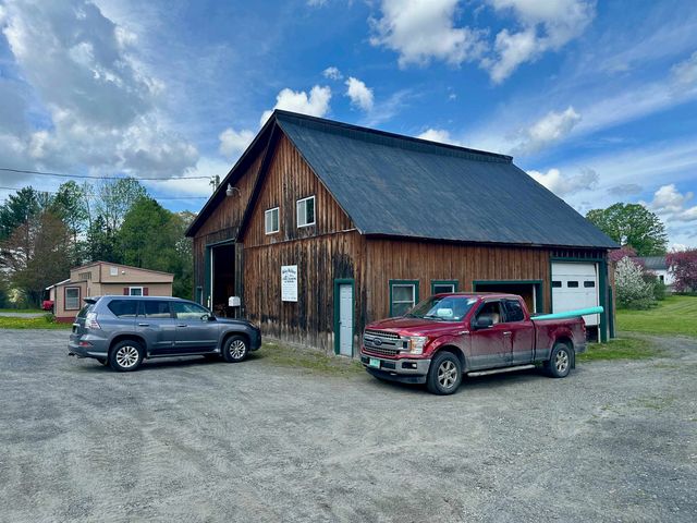 1665 Vermont Route 16, Hardwick, VT 05843