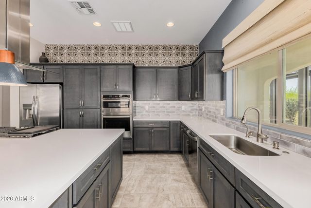 35532 N SUNSET Trail, Queen Creek, AZ 85140