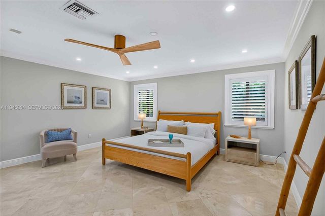 13945 Cartee Rd, Palmetto Bay, FL 33158