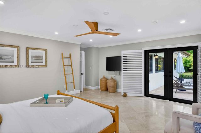 13945 Cartee Rd, Palmetto Bay, FL 33158