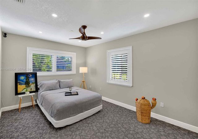 13945 Cartee Rd, Palmetto Bay, FL 33158