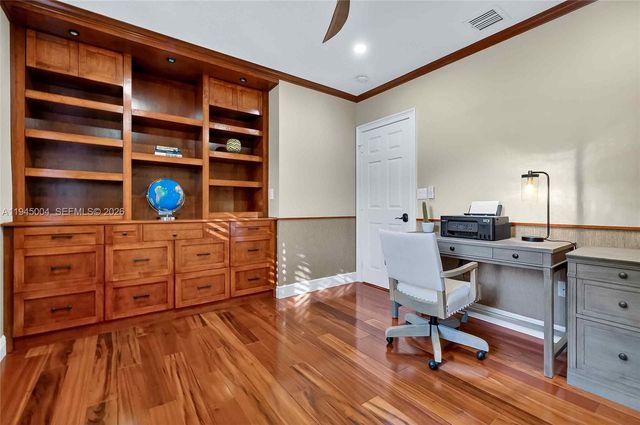 13945 Cartee Rd, Palmetto Bay, FL 33158