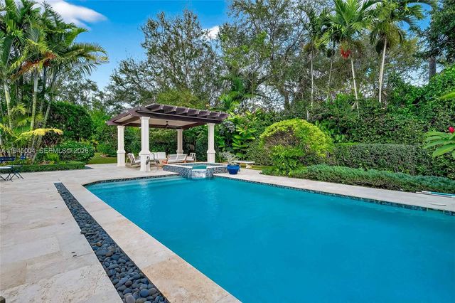 13945 Cartee Rd, Palmetto Bay, FL 33158