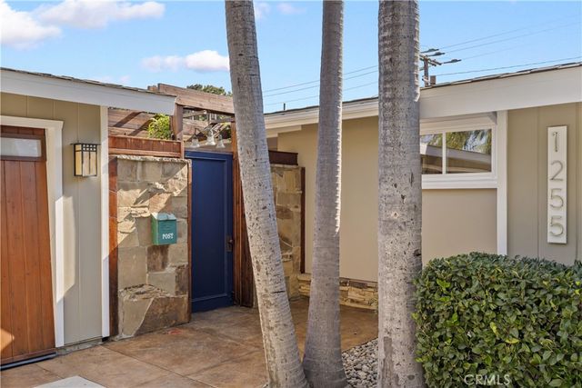 1255 Hastings Ranch Drive, Pasadena, CA 91107