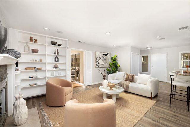 1255 Hastings Ranch Drive, Pasadena, CA 91107