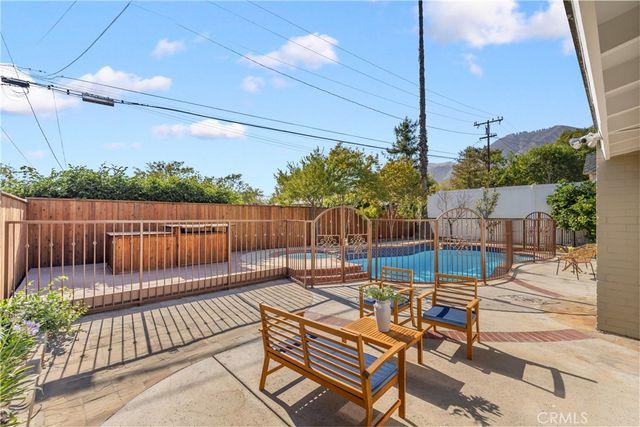 1255 Hastings Ranch Drive, Pasadena, CA 91107
