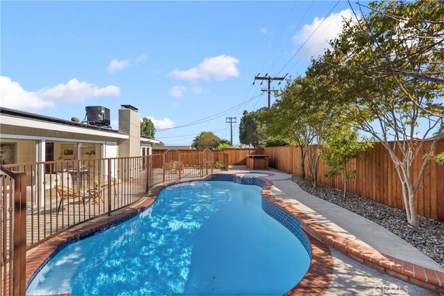 1255 Hastings Ranch Drive, Pasadena, CA 91107
