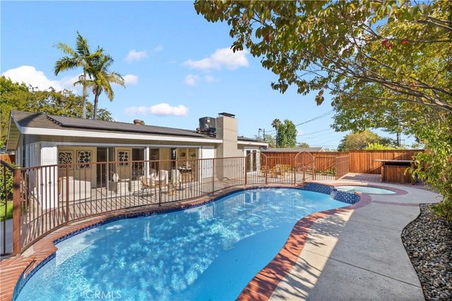 1255 Hastings Ranch Drive, Pasadena, CA 91107