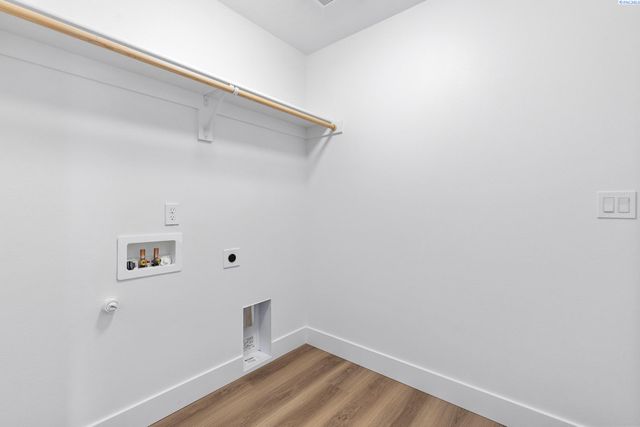 2835 S Penn St, Kennewick, WA 99338