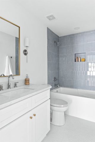 2425 Sendero Trail, Lewisville, TX 75067