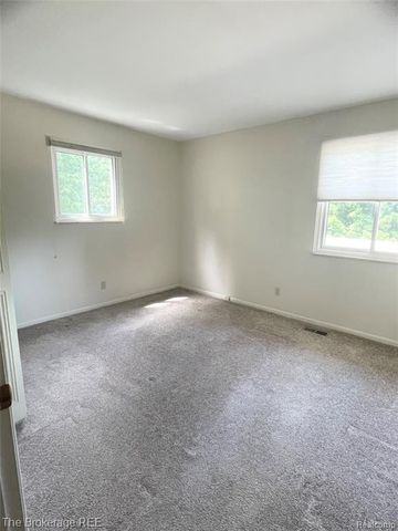 2267 Sandpiper Drive, Lapeer, MI 48446