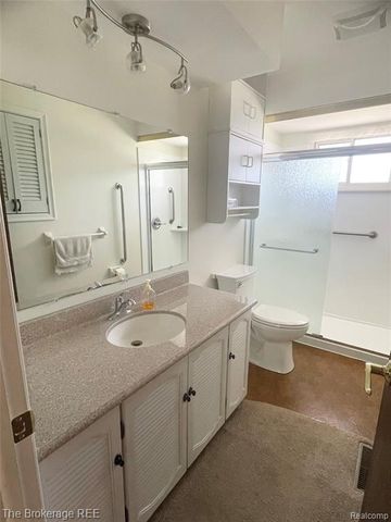 2267 Sandpiper Drive, Lapeer, MI 48446