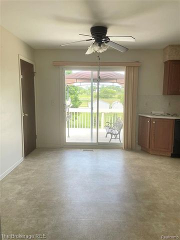 2267 Sandpiper Drive, Lapeer, MI 48446