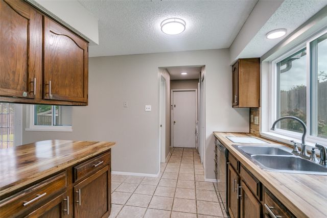 3304 Castle Drive, Plano, TX 75074