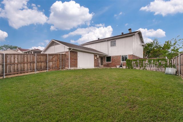 3304 Castle Drive, Plano, TX 75074