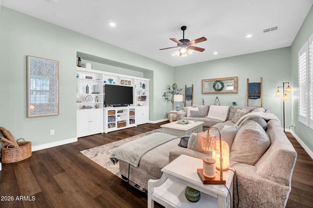 3661 E WEATHER VANE Road, Gilbert, AZ 85296