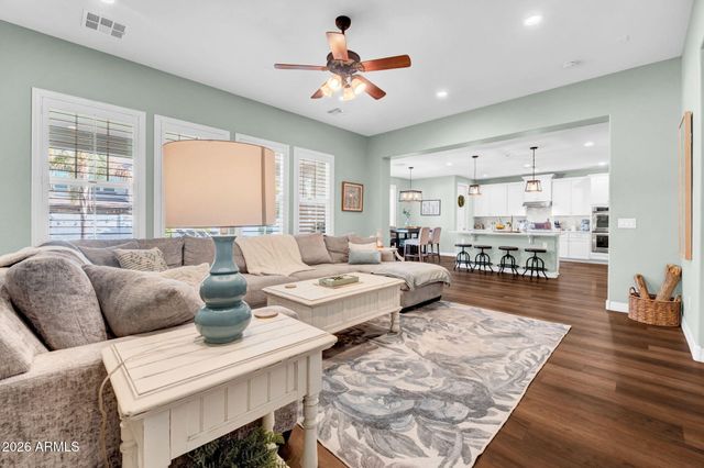 3661 E WEATHER VANE Road, Gilbert, AZ 85296