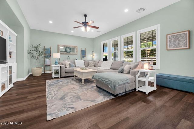 3661 E WEATHER VANE Road, Gilbert, AZ 85296