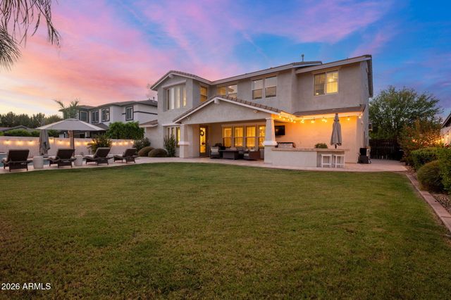 3661 E WEATHER VANE Road, Gilbert, AZ 85296