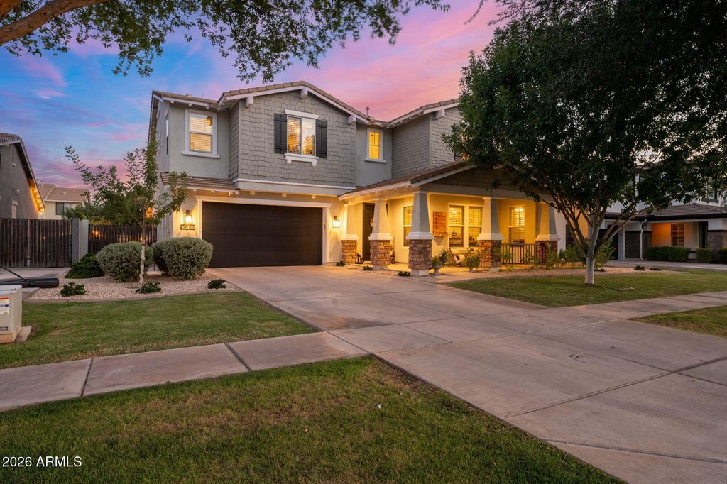 3661 E WEATHER VANE Road, Gilbert, AZ 85296