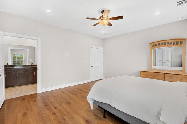 104 Bill ST, Elgin, TX 78621