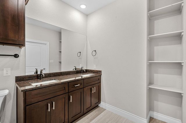 104 Bill ST, Elgin, TX 78621