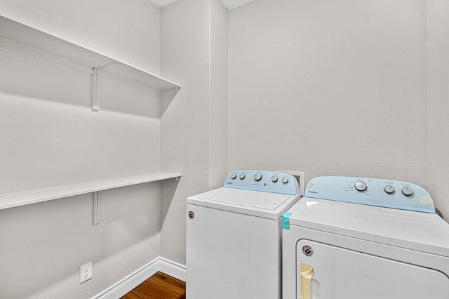 104 Bill ST, Elgin, TX 78621