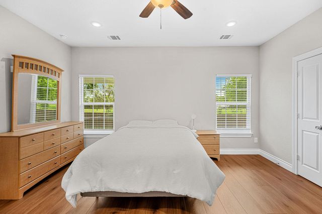 104 Bill ST, Elgin, TX 78621
