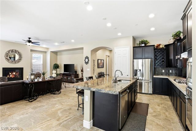 3 Lago Turchino Court, Henderson, NV 89011