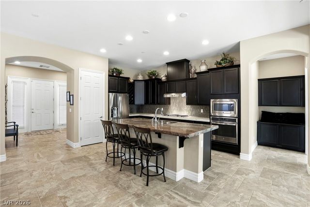 3 Lago Turchino Court, Henderson, NV 89011