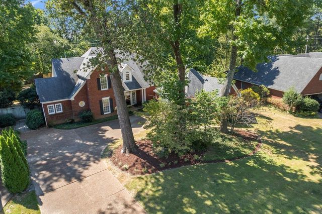 8401 KINGS TRAIL CV, Memphis, TN 38016