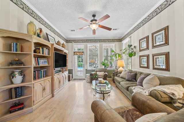 8401 KINGS TRAIL CV, Memphis, TN 38016